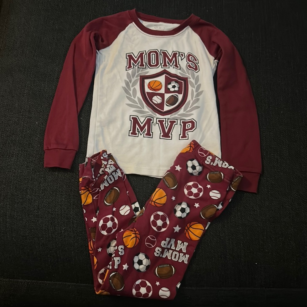 Pj set moms MVP